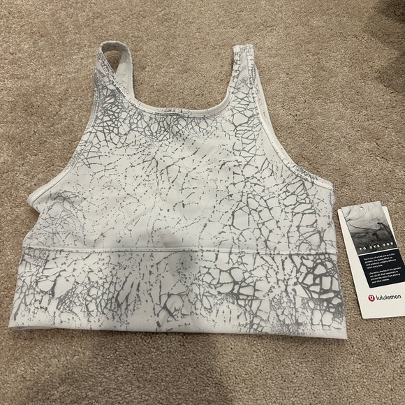 Lululemon Power Pivot Tank Everlux Top Thread Dye Size 8 TRD6 25911 NWT - Picture 1 of 3